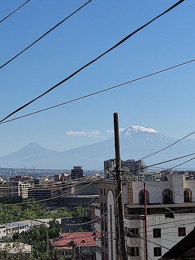 Apartments "Cascade Valuestay" - Ararat View & City Center 耶烈万 外观 照片